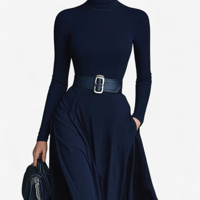 Sukienka Maxi Elsie z wysokim dekoltem